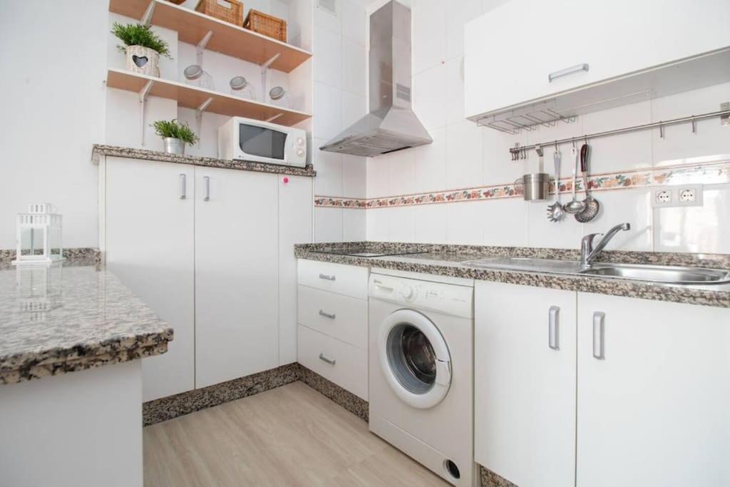 Aceite Duplex En El Centro Historico De Malaga Apartment Luaran gambar